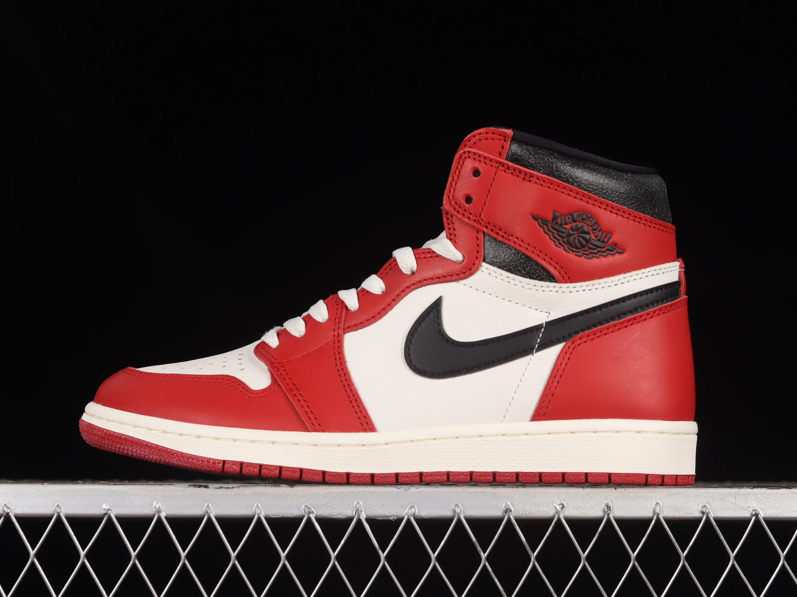 All categories Air Jordan Jordan series basketball shoes Air Jordan 1 High LJR version Air Jordan 1 High OG AJ1 Joe 1 new Chicago color DZ5485-612